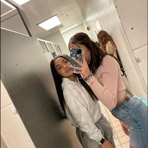 Meet your Posher, Andreina